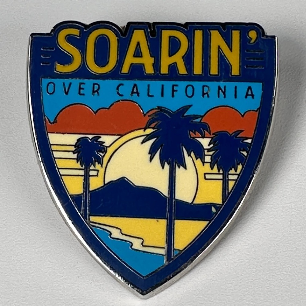 Soarin'‎ Over California Disney Pin Trading Mickey & Minnie Travel Starter Set